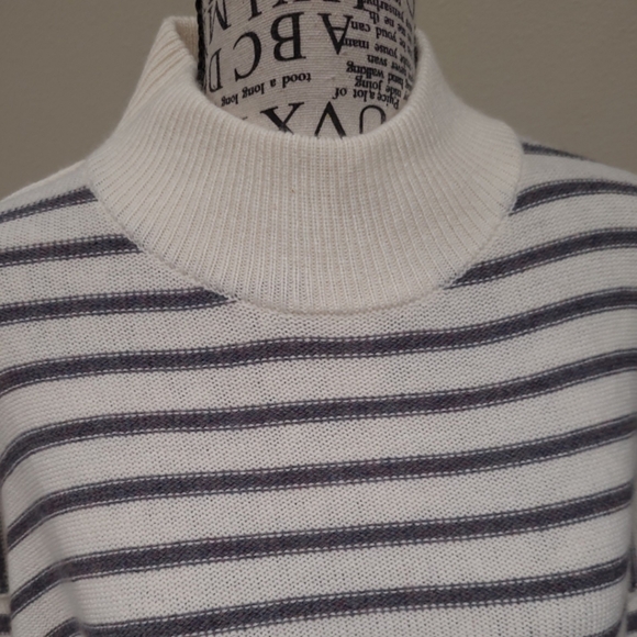 Madewell Women's SZ Med. Merino Wool Blend Mock neck blue ivory sweater coastal - Picture 3 of 10